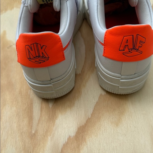 Nike Air Force 1 Pixel White Concord Crimson Size 6.5 - Picture 6 of 14